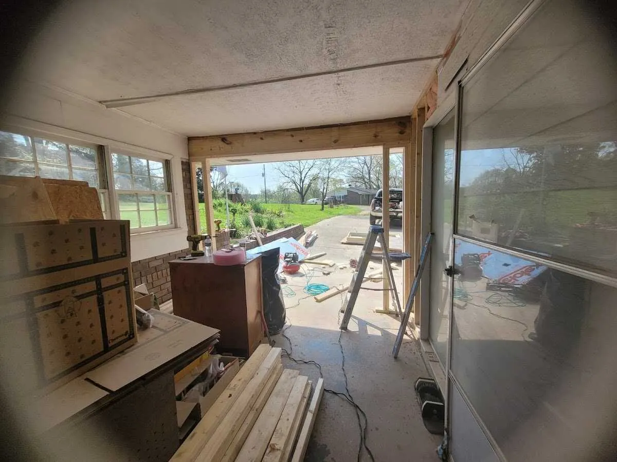 Air movers and dehumidifier for Drying & Dehumidification in Fort Carson